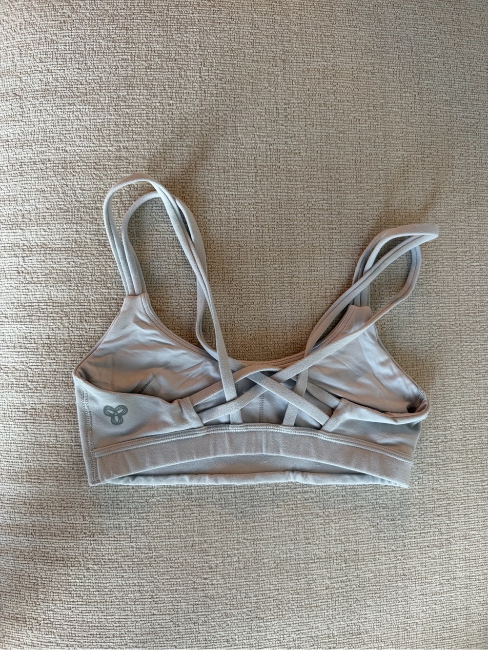 Light Gray Strappy Sports Bra - ARITZIA